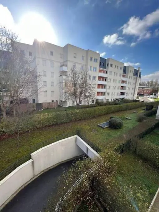 Grand Appartement Moderne 82 M Orly